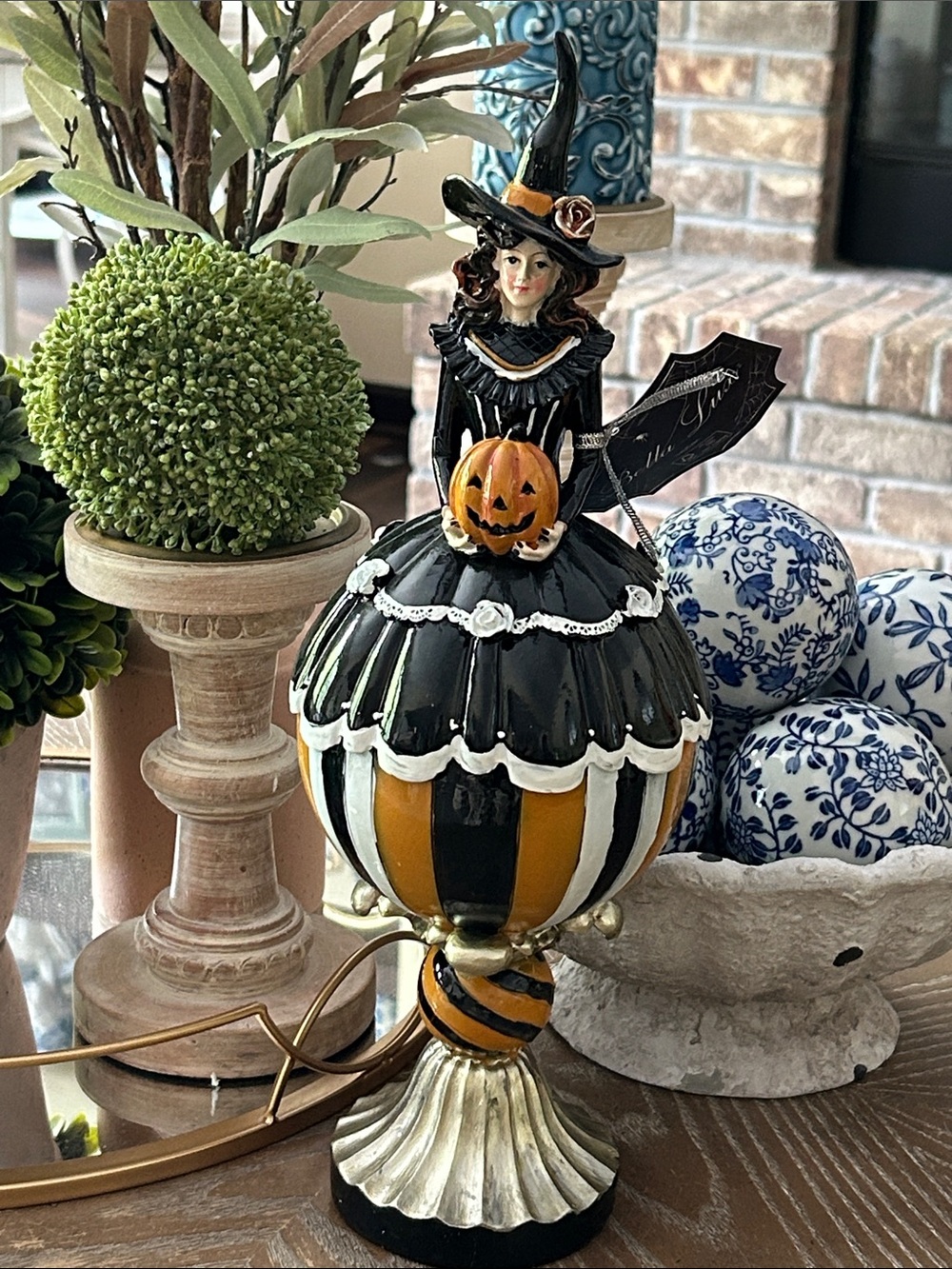 NEW! Vintage Inspired Halloween Victorian Goth Witch Pumpkin Pedestal Figurine